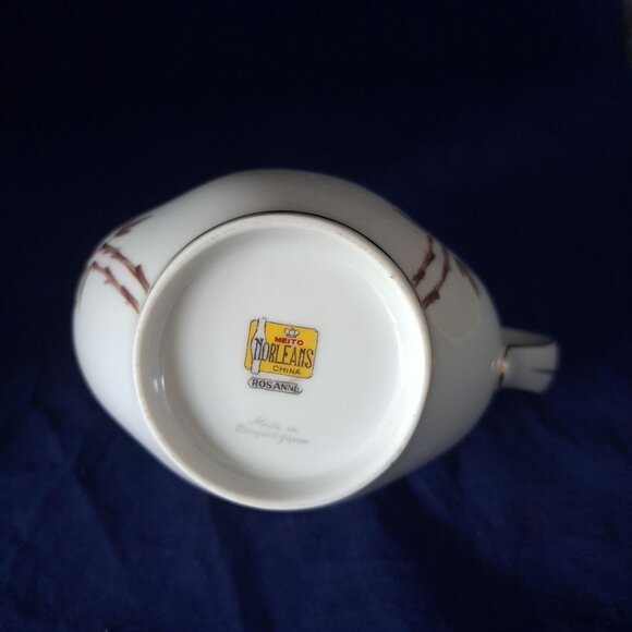 Vintage Norleans China Creamer Floral Pattern With Gold Trim - Picture 14 of 14